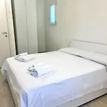 Vicino Al Lago, Con Ampio Giardino E Parcheggio Apartmán