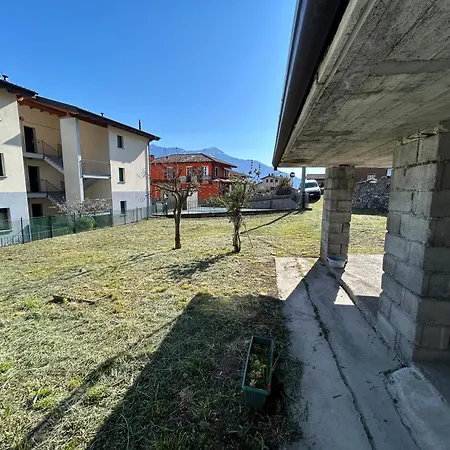 Vicino Al Lago, Con Ampio Giardino E Parcheggio Apartmán